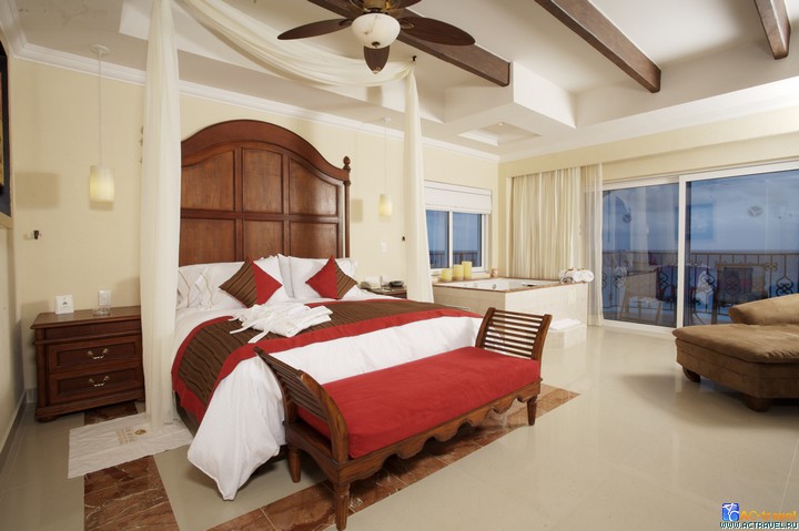  The Royal Cancun, , 